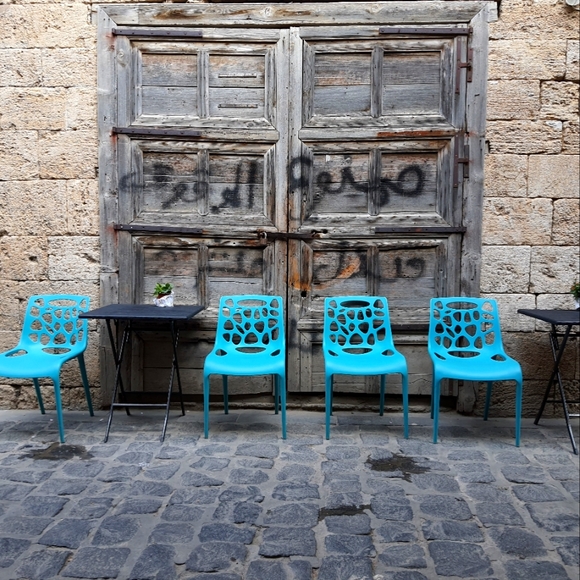 Meet your Posher, Lorrie - Picture 1 of 1